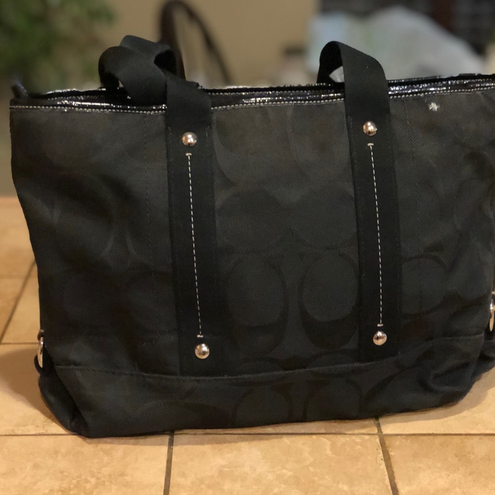Coach Shoulder Bag